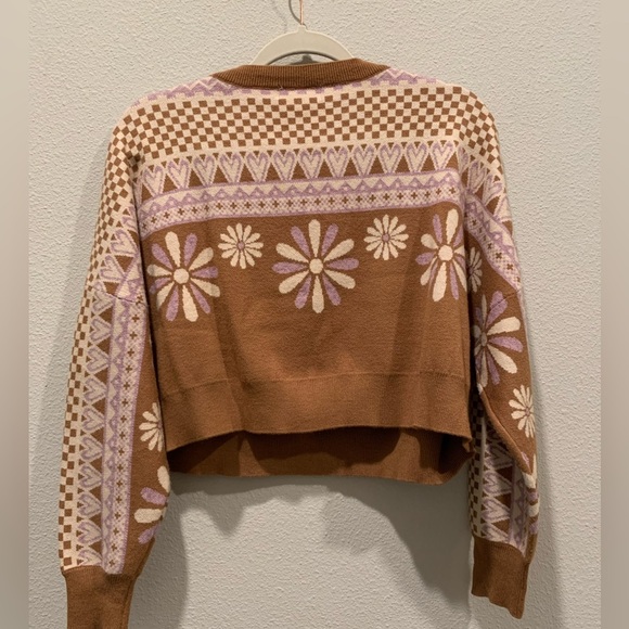 Altar’d State Retro Floral Crop Sweater - Picture 3 of 5